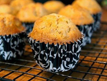 Répás ananászos muffin
